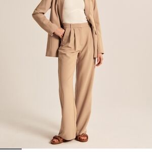 Abercrombie and Fitch Sloane Tailored Pant